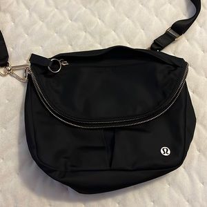Lululemon black All Night Festival Bag. Mint condition.